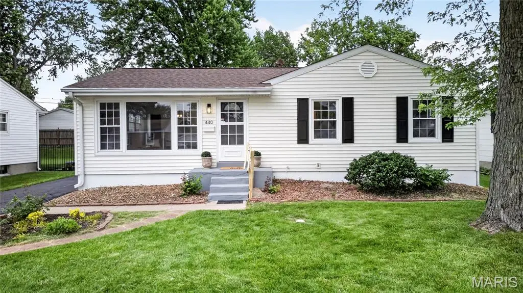 440 S Jefferson Street, Florissant, MO 63031 - #1