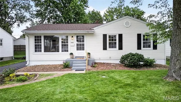 440 S Jefferson Street, Florissant, MO 63031