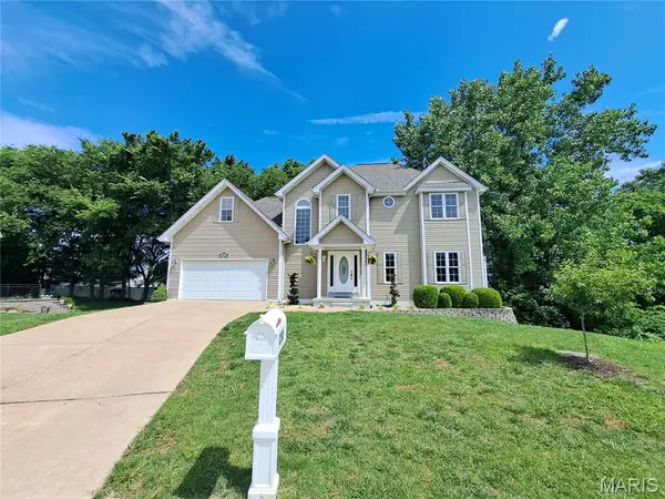 230 Wellsmont Court, St Charles, MO 63304
