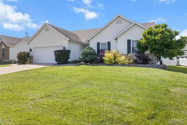 1159 Sunset Green Drive, O'Fallon, MO 63366