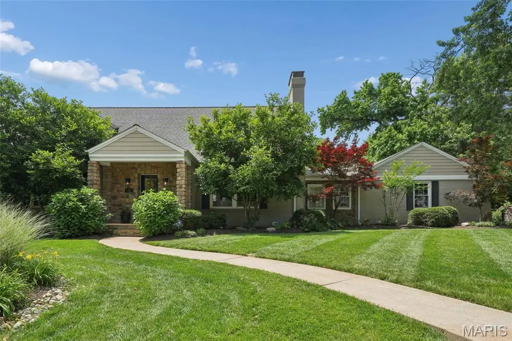 42 Stoneleigh Towers, Olivette, MO 63132 - #1