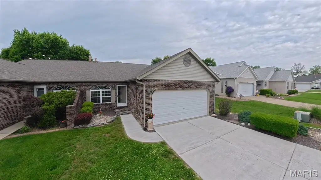 2285 Wellington Drive, Belleville, IL 62221 - #1