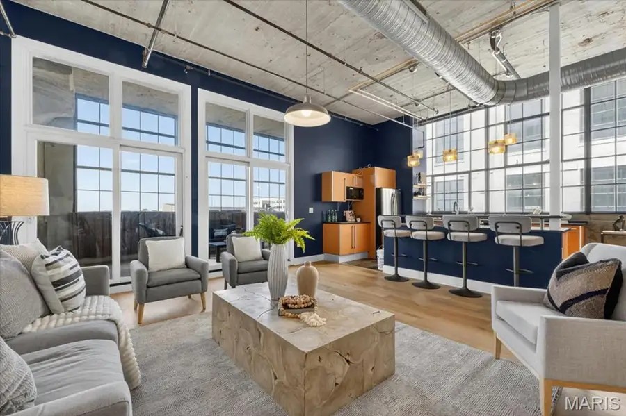 4100 Forest Park Avenue #424, Saint Louis, MO 63108 - #3