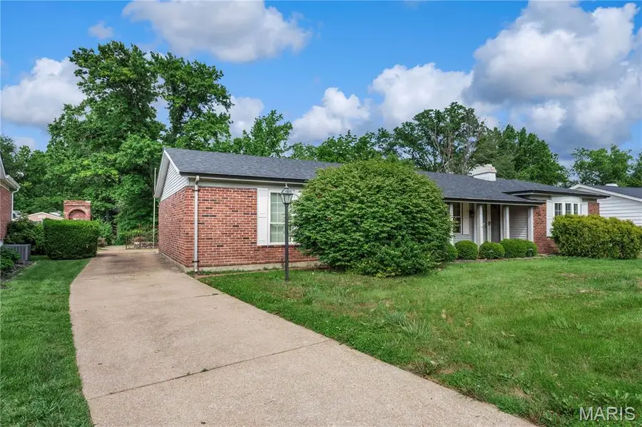 1542 Langholm Drive, Florissant, MO 63031 - #3