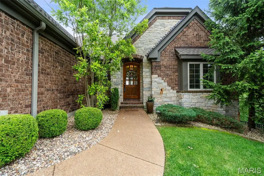 4252 Napa View Lane, Saint Charles, MO 63304 - #2