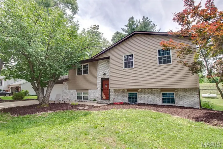 5204 Pin Oak Drive, Alton, IL 62002 - #2