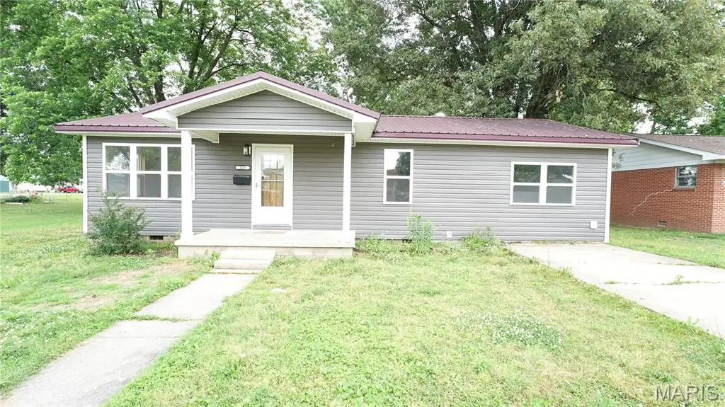 328 W Oak St, Dexter, MO 63841 - #1