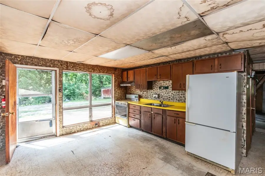 5050 Ridgeview Drive, Arnold, MO 63010 - #3