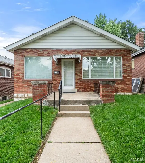 4309 Dewey Avenue, St Louis, MO 63116
