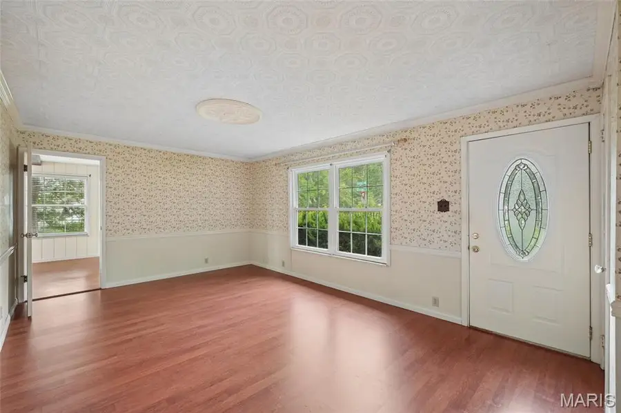 928 S Gore Avenue, Webster Groves, MO 63119 - #2