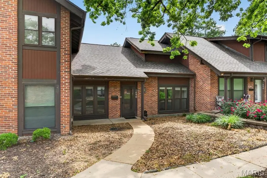 1090 Humber Circle, Saint Louis, MO 63129 - #3