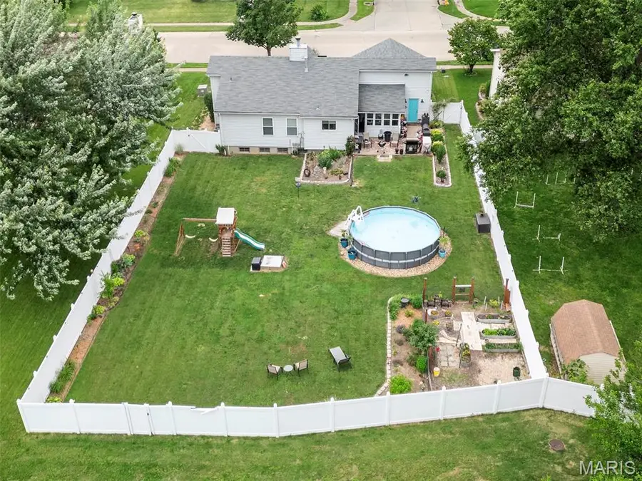 2057 Central Parkway, Florissant, MO 63031 - #2
