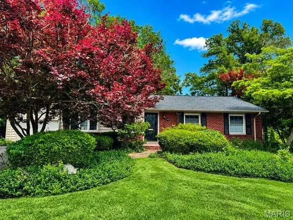 717 Cranbrook Drive, Kirkwood, MO 63122