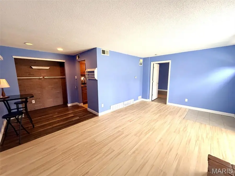 1159 Rue La Ville Walk #1159, Creve Coeur, MO 63141 - #3