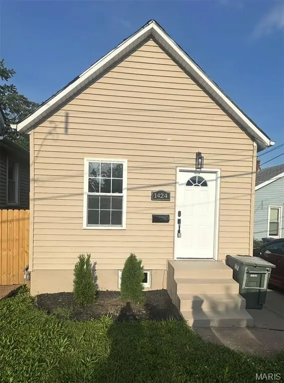 1424 Sulphur Avenue, Saint Louis, MO 63110 - #1