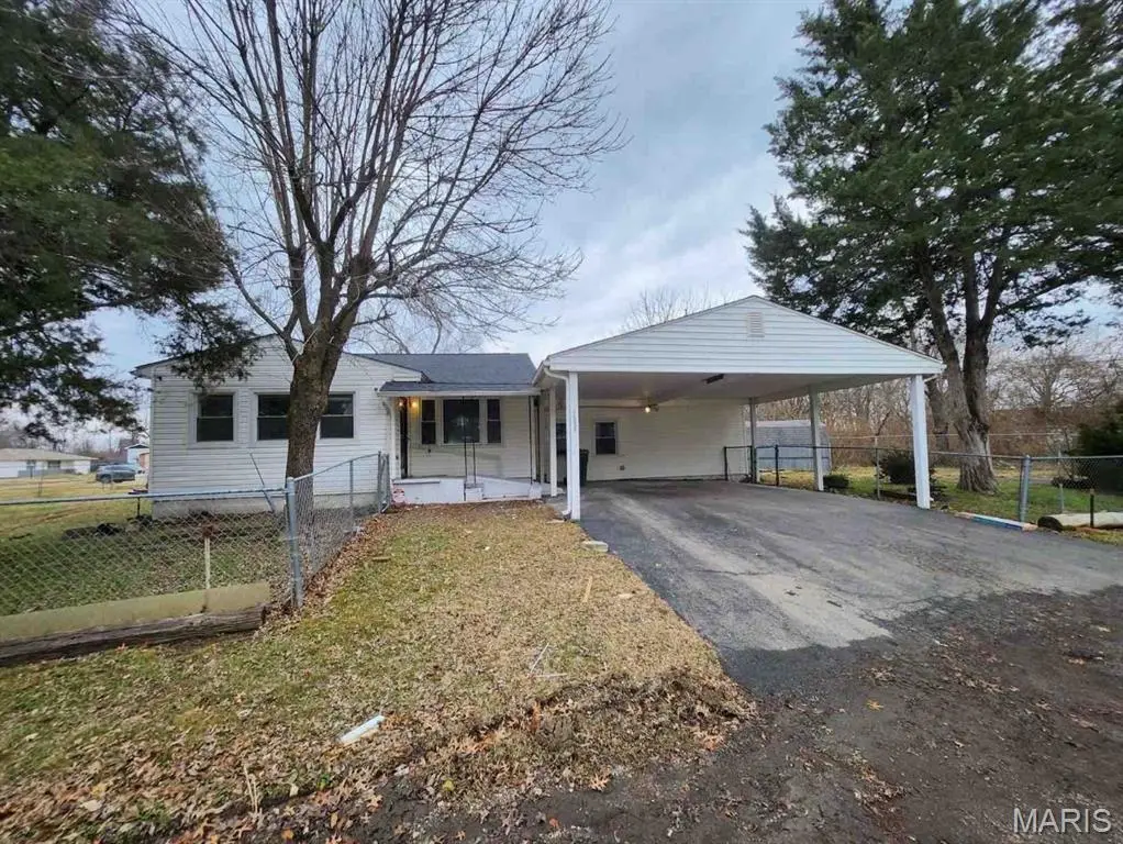 5948 Piat Place, Centreville, IL 62203 - #1