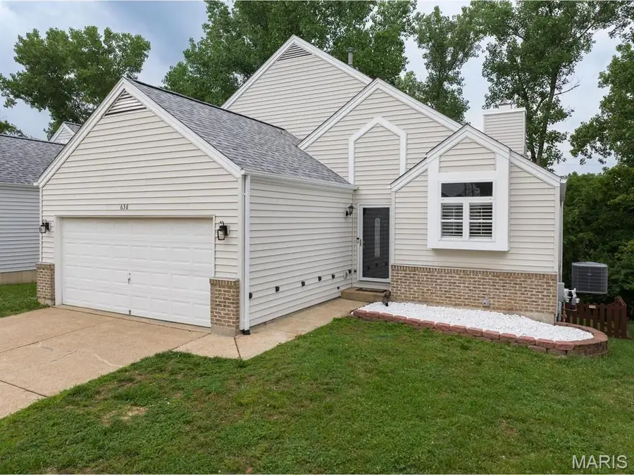 638 Cascade Lake Drive, Ballwin, MO 63021 - #3
