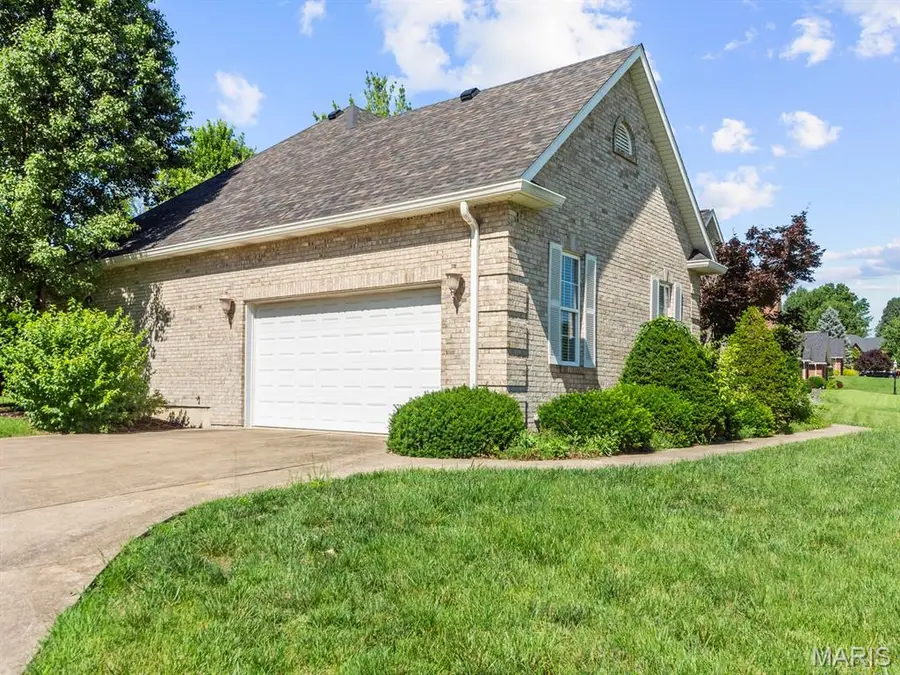1515 Gedern Drive, Columbia, IL 62236 - #3