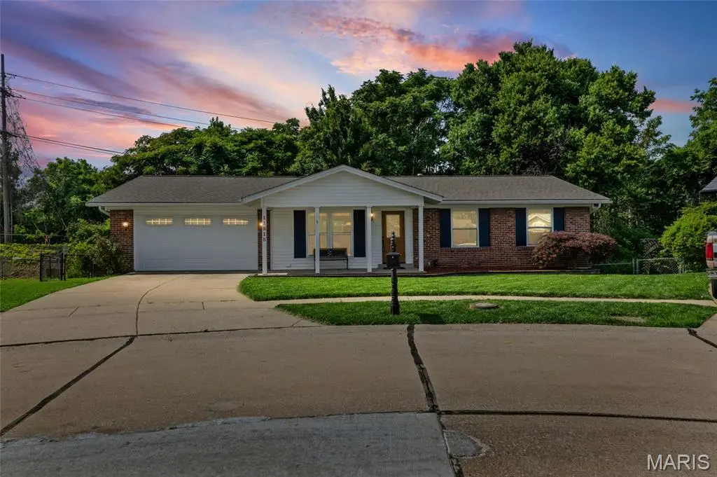 11918 Wexford Place Drive, Maryland Heights, MO 63043 - #1