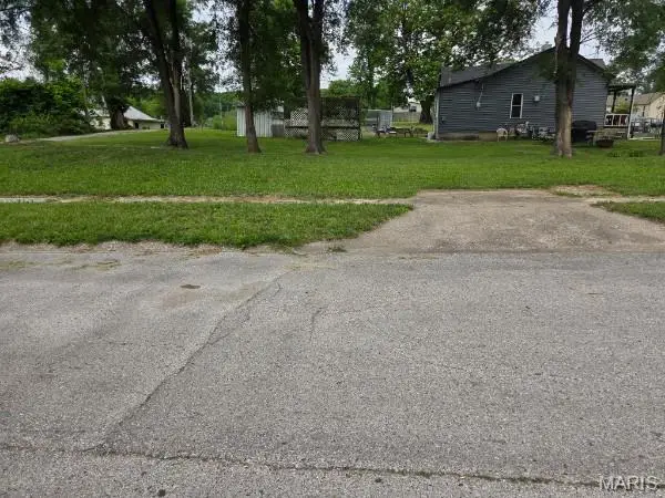407 S Griffith Street, Hannibal, MO 63401
