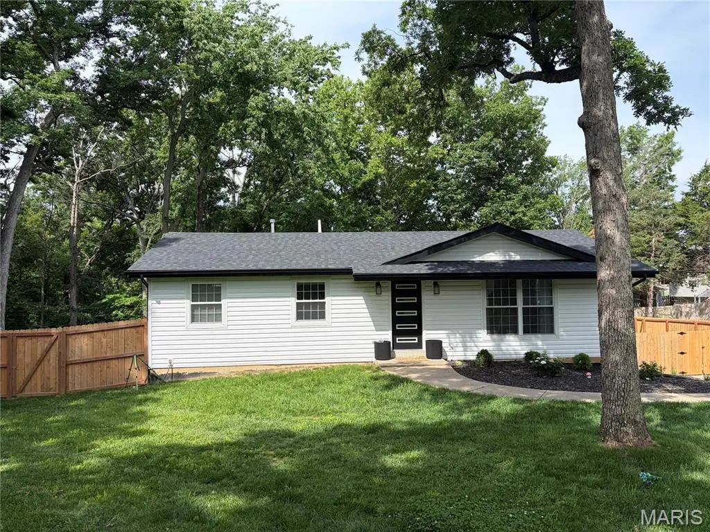 1420 Saint Peters Howell Road, Saint Peters, MO 63376 - #1
