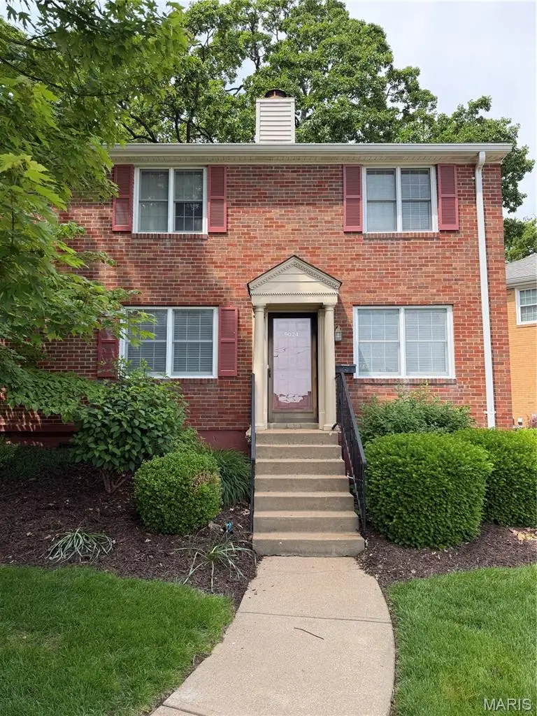 9024 W Swan Circle, Brentwood, MO 63144 - #2