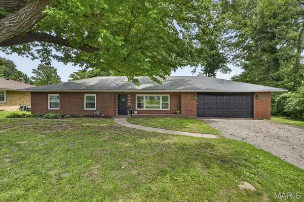 2404 Vandalia Street, Collinsville, IL 62234
