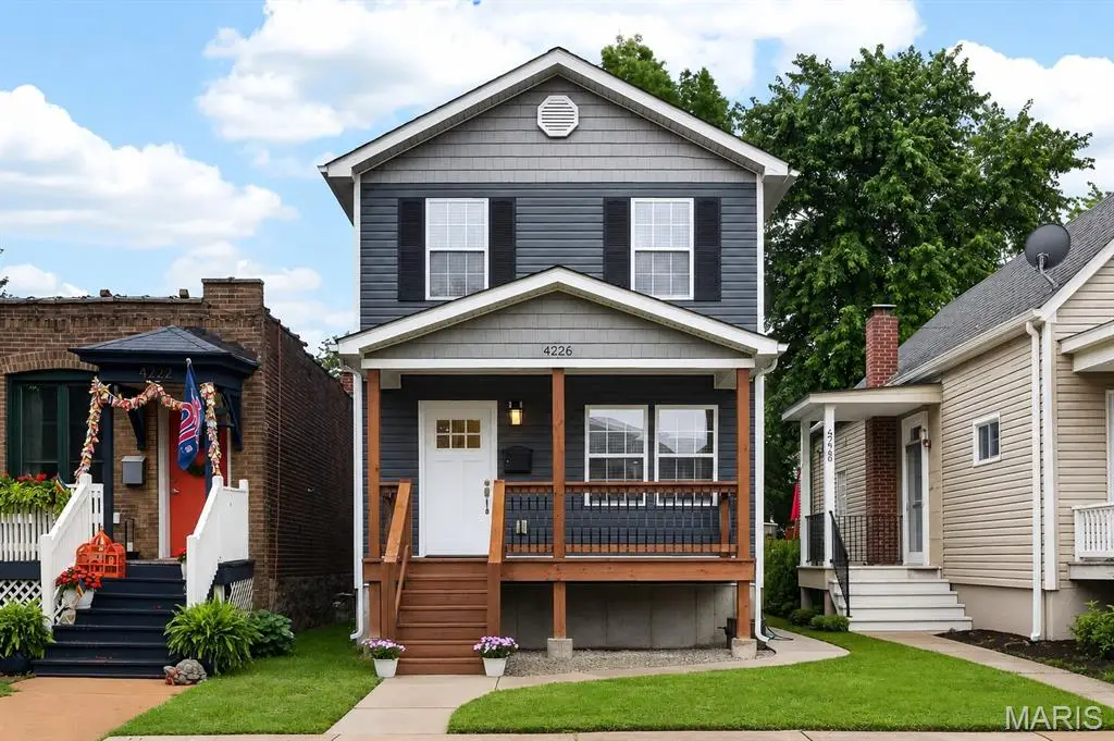 4226 Connecticut Street, Saint Louis, MO 63116 - #1