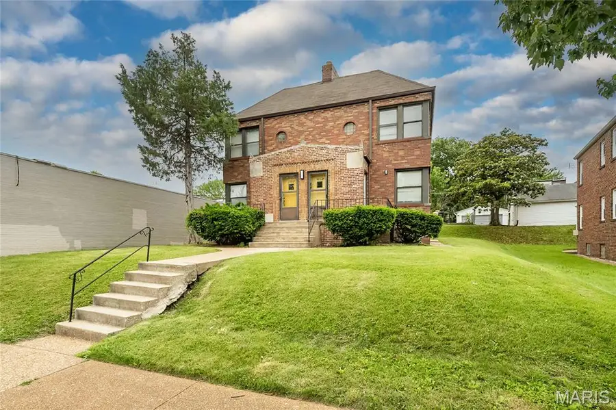 5860 Christy Boulevard, Saint Louis, MO 63116 - #3