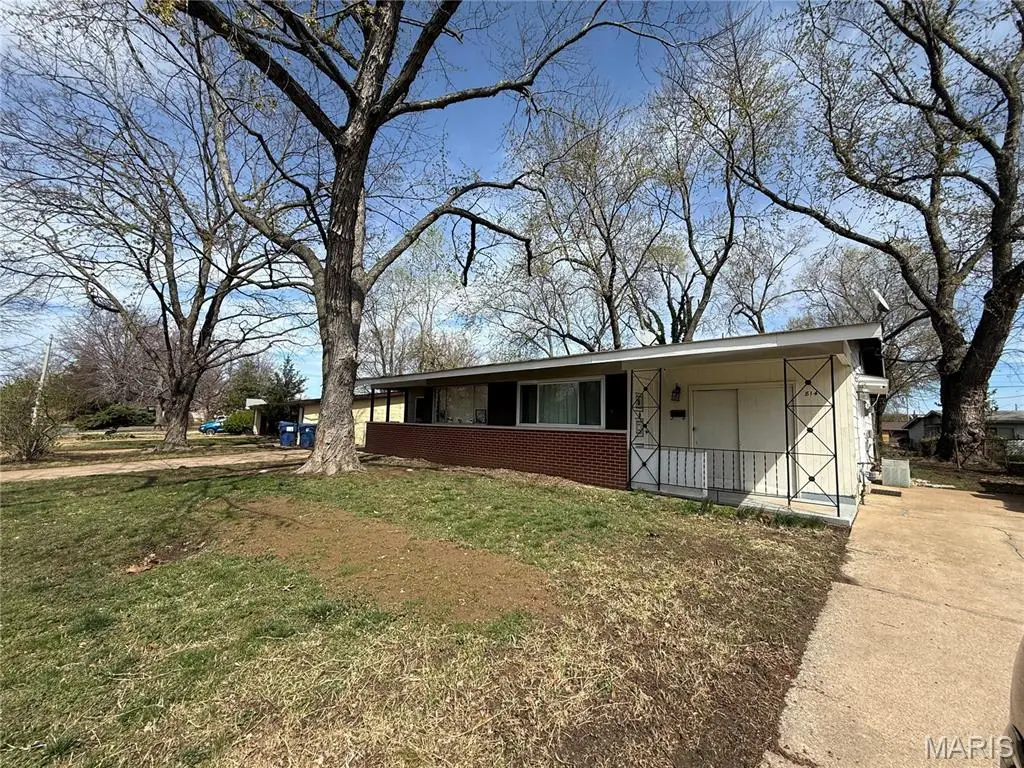 810 Loyola Drive, Florissant, MO 63031 - #1