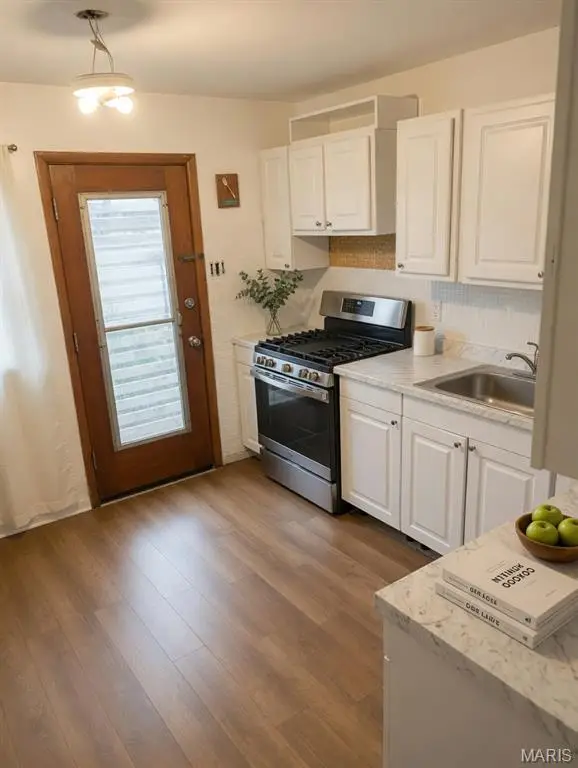 810 Loyola Drive, Florissant, MO 63031 - #2