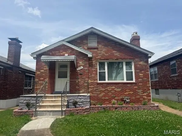 5449 Mardel Avenue, St Louis, MO 63109