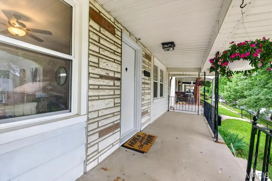 5220 Dewey Avenue, Saint Louis, MO 63116 - #3