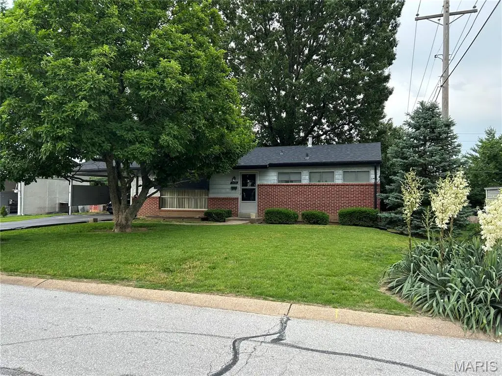 1228 Arrowhead Drive, Olivette, MO 63132 - #1