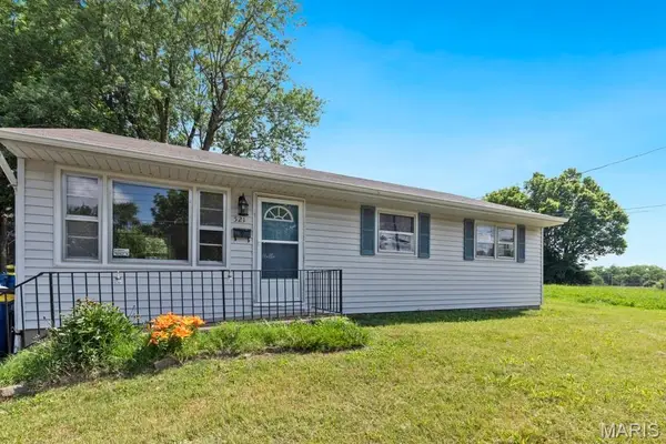 521 E 7th Street, Washington, MO 63090