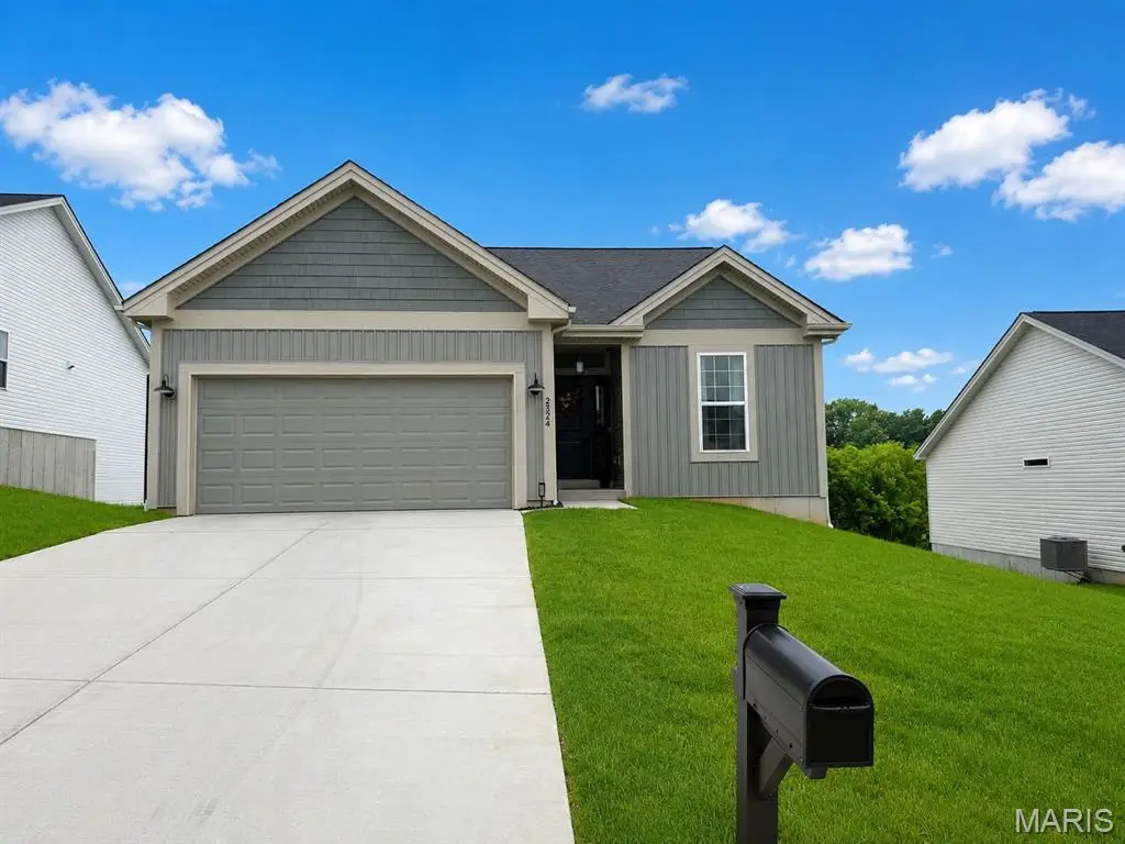 2324 Matthias Close, Washington, MO 63090 - #1