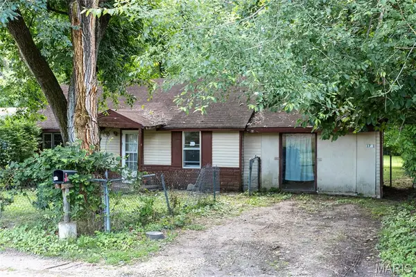 1701 Pearson Street, Waynesville, MO 65583