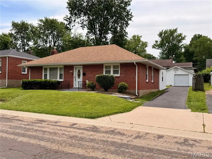 9010 Trefore Avenue, Berkeley, MO 63134 - #3