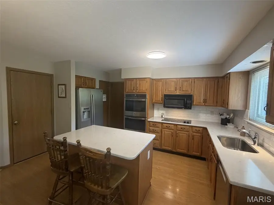 5849 Morning Field Place, Tesson Ferry, MO 63128 - #3