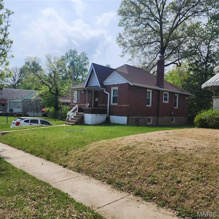 3441 Avondale Avenue, Normandy, MO 63121 - #3
