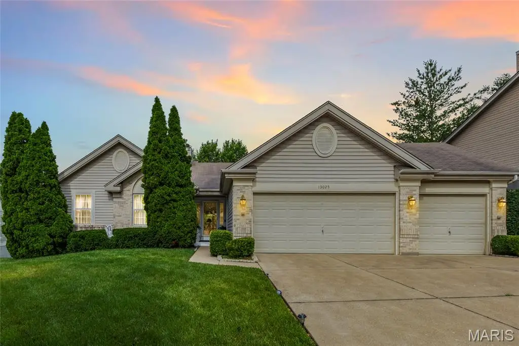 13025 Kinsley Heights Drive, Florissant, MO 63033 - #1