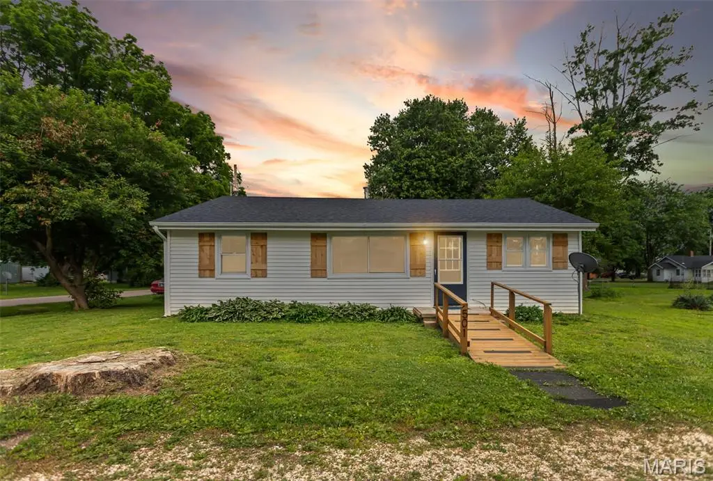 501 Commerce Street, Pleasant Hill, IL 62366 - #1