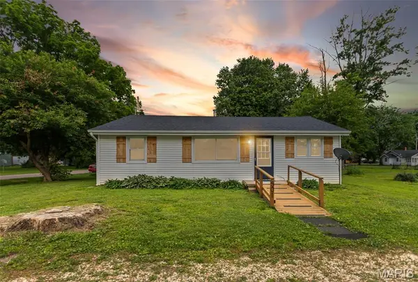 501 Commerce Street, Pleasant Hill, IL 62366