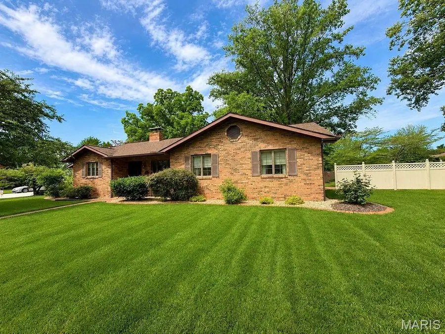 315 Pin Oak Street, Trenton, IL 62293 - #2