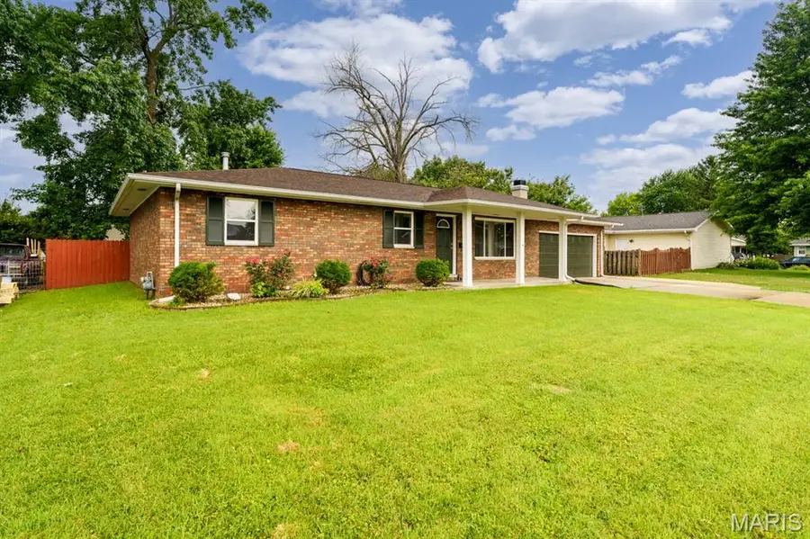 2574 Stratford Lane, Granite City, IL 62040 - #2
