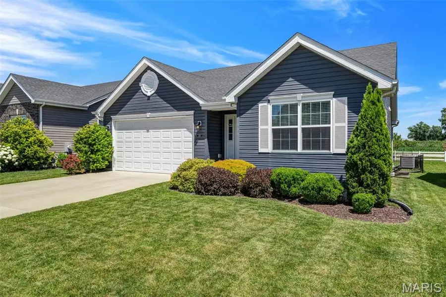 220 Charlestowne Place Drive, Saint Charles, MO 63301 - #2