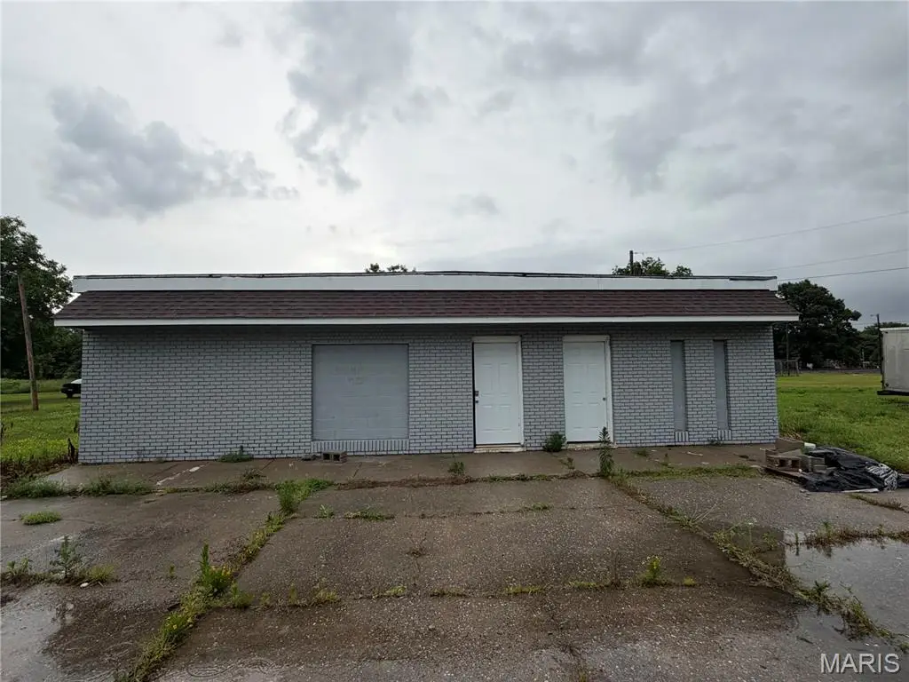 430 N 3rd Street, Lilbourn, MO 63862 - #1
