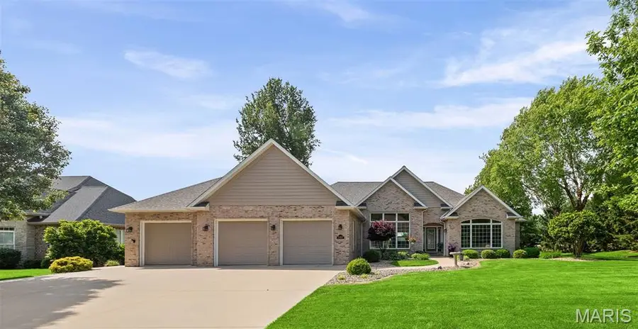 8402 Braeswood Estates Drive, Ofallon, IL 62269 - #2