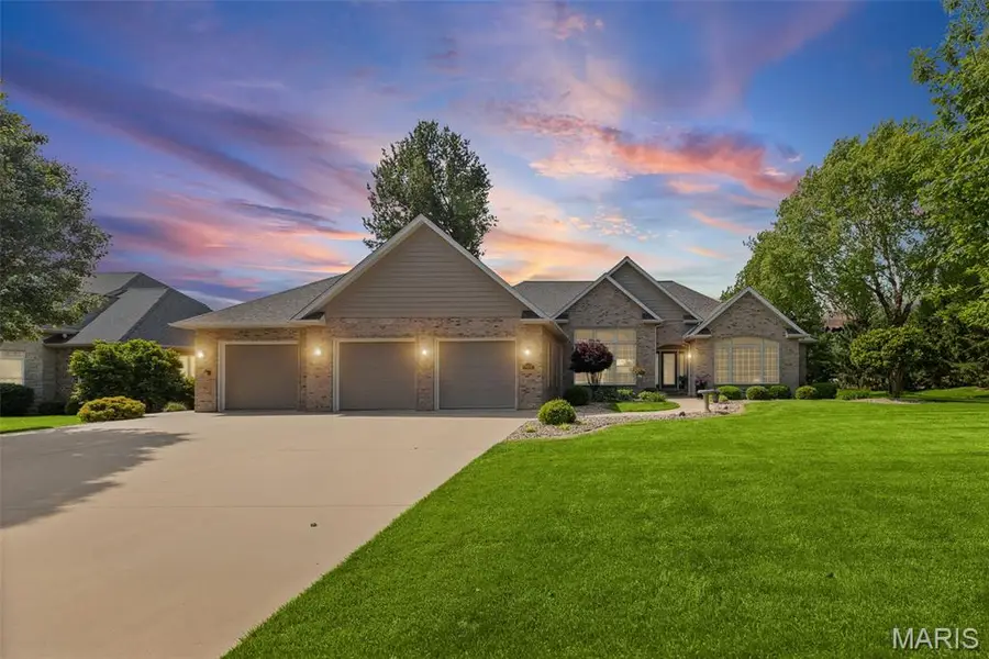 8402 Braeswood Estates Drive, Ofallon, IL 62269 - #3