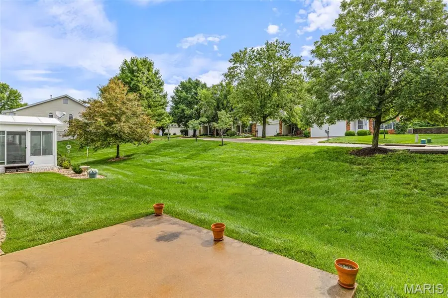 10259 Highbury Lane, Affton, MO 63123 - #3